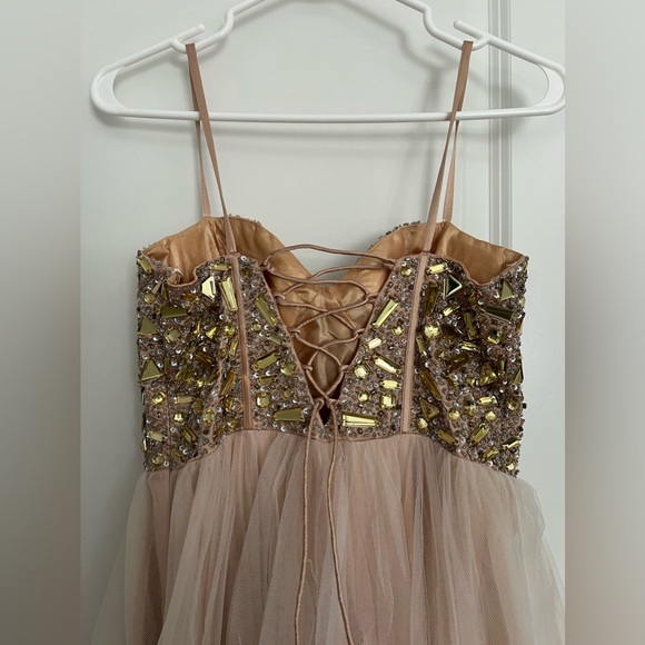 CORSET STYLE LIGHT PINK PROM DRESS W/ HAND DONE STONE WORK - SIZE 3/4 - Picture 5 of 6